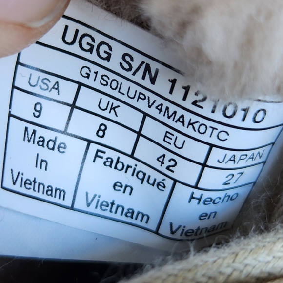 UGG "Neumel Mashup" Suede Leather Chukka Boot Red Tan Yellow | Men's Size 9 - Picture 8 of 11